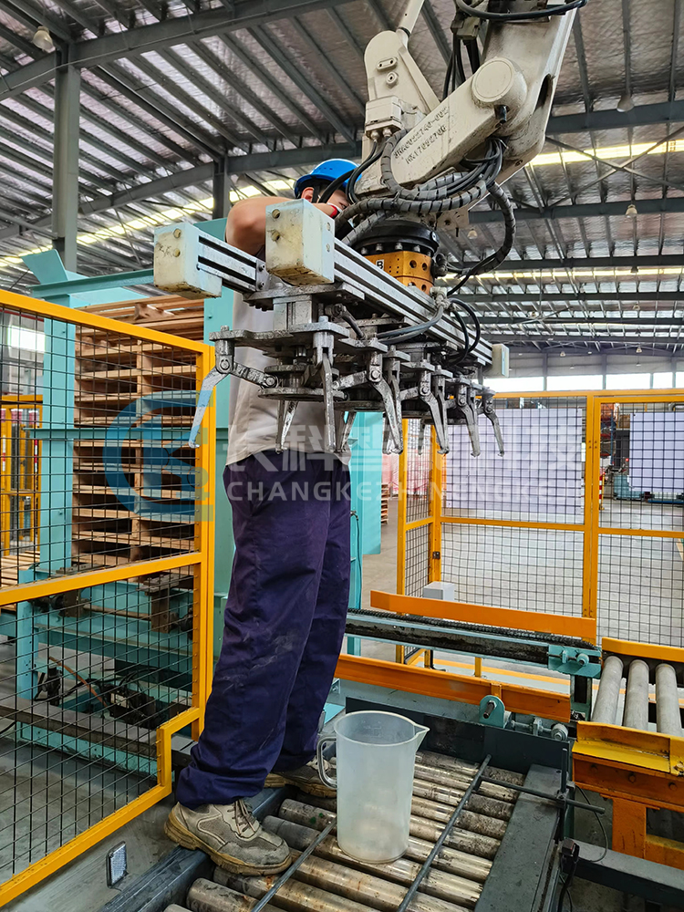 ABB碼垛機(jī)器人IRB 660-180/3.15保養(yǎng) ABB碼垛機(jī)器人IRB 660-180/3.15保養(yǎng)