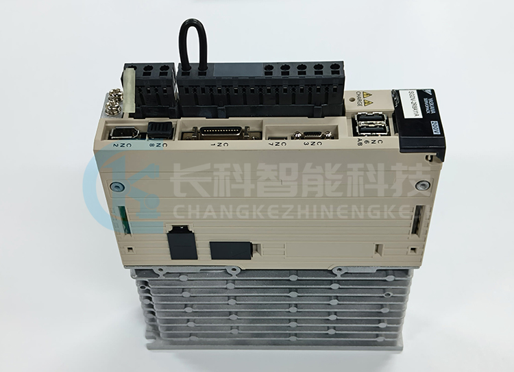 安川400W伺服驅(qū)動(dòng)器SGDV-2R8A11A 安川400W伺服驅(qū)動(dòng)器SGDV-2R8A11A